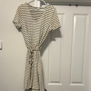 Old Navy Raglan Sleeve V-Neck Sundress